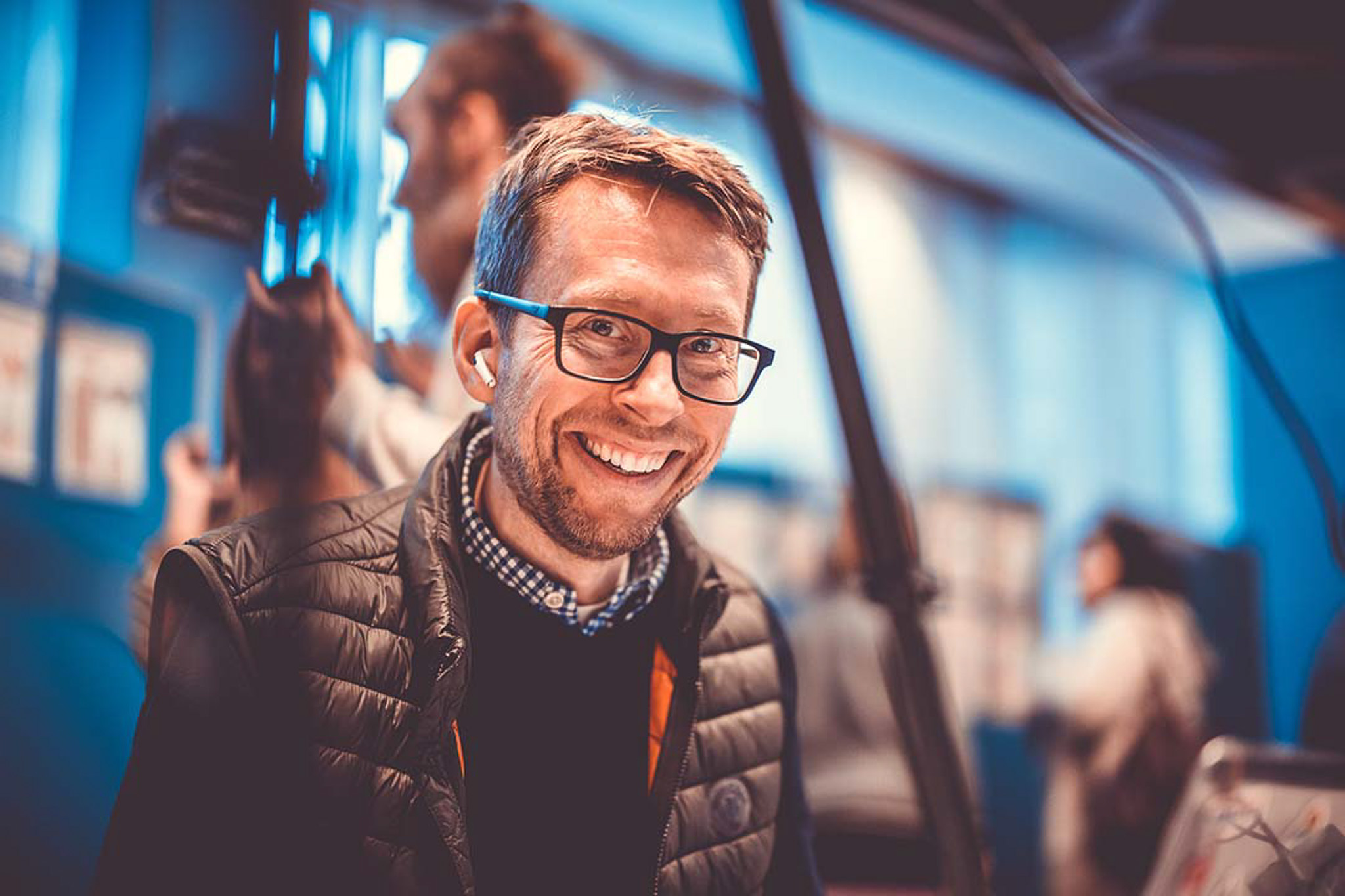 Daniel Schwenger smiling during a live production
