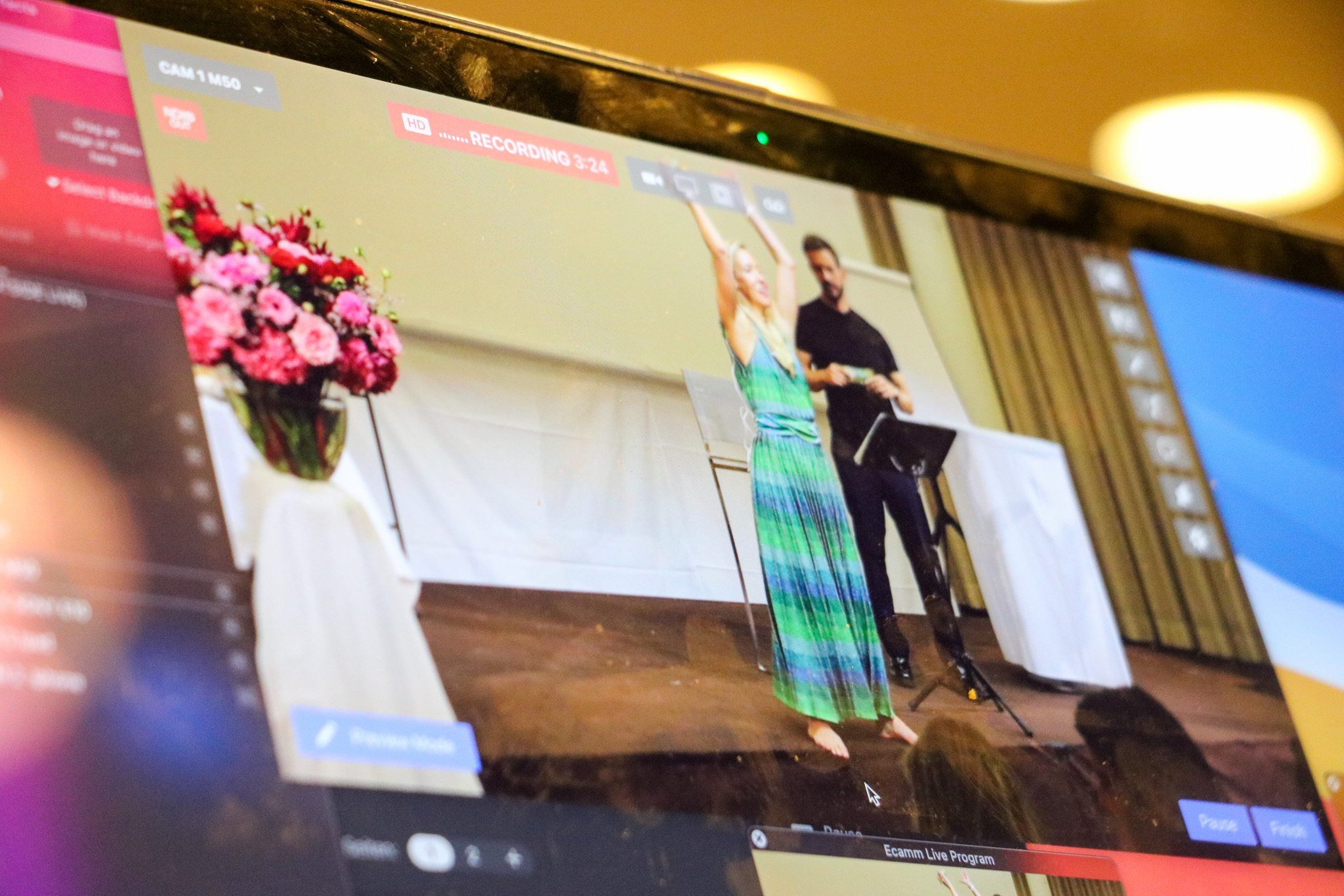 Recording software showing a live stage session